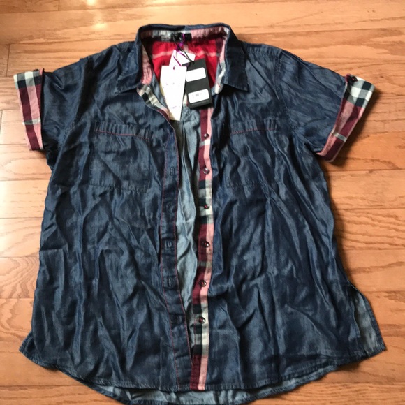 Cute Top - Picture 3 of 4